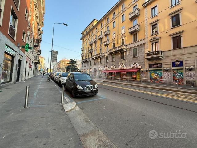 MONOLOCALE A MILANO