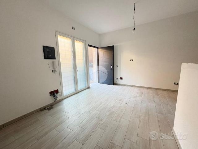 MONOLOCALE A ROMA
