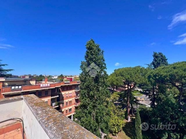 MONOLOCALE A ROMA