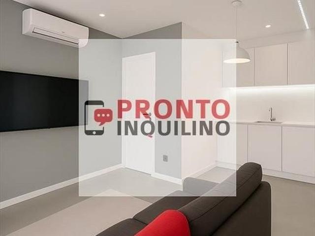 Monolocale ampio Pero M1