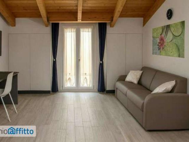 Monolocale arredato Milano