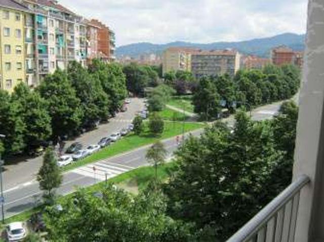 Monolocale arredato Mirafiori sud