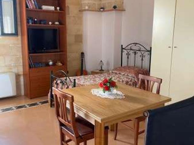 Monolocale arredato Monteroni Di Lecce