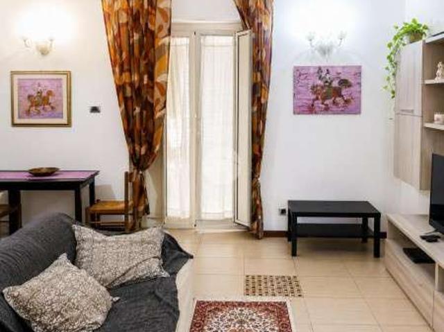Monolocale arredato Napoli