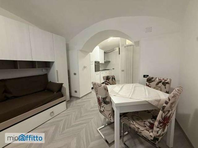 Monolocale arredato Napoli