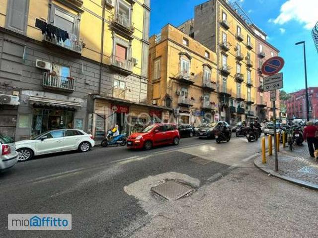 Monolocale arredato Napoli