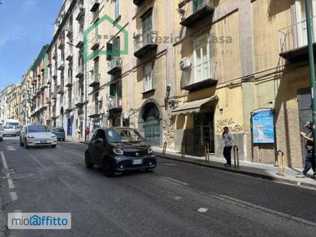 Monolocale arredato Napoli