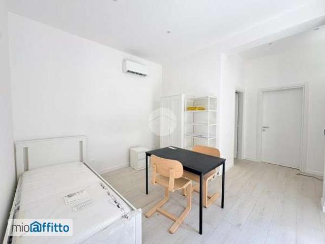 Monolocale arredato Oreto