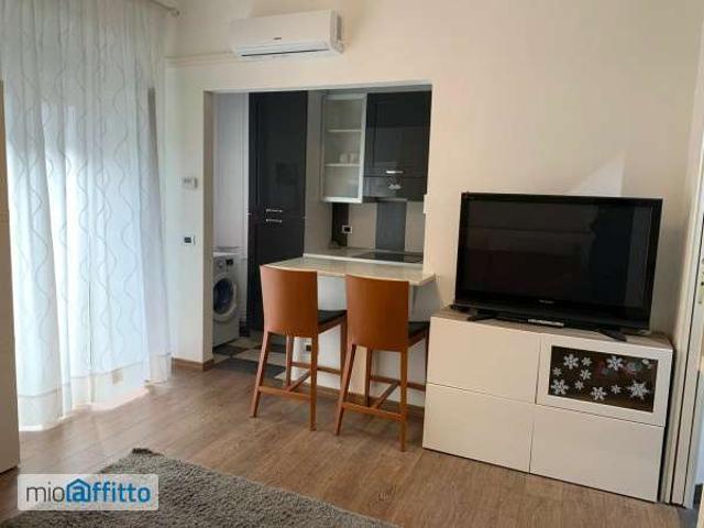 Monolocale arredato Affori, bovisa, niguarda, testi