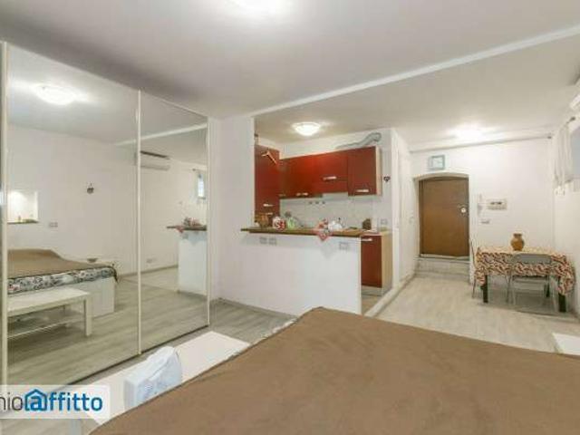 Monolocale arredato Appio latino, appia nuova, appio pignatelli, capannelle