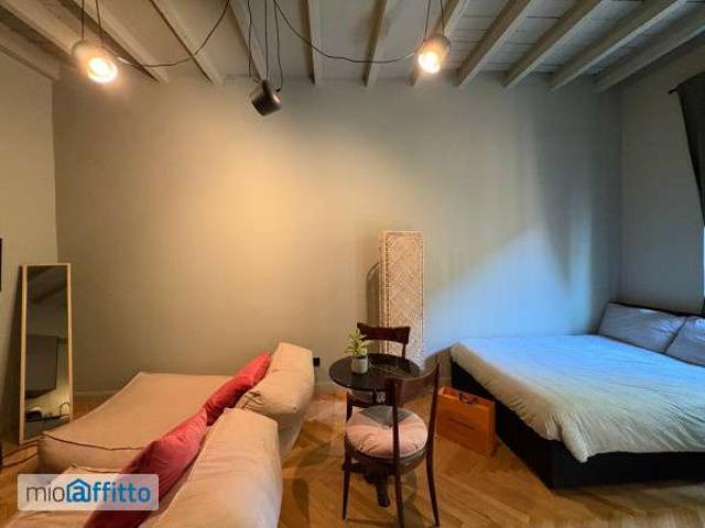Monolocale arredato Buenos aires, indipendenza, p.ta venezia