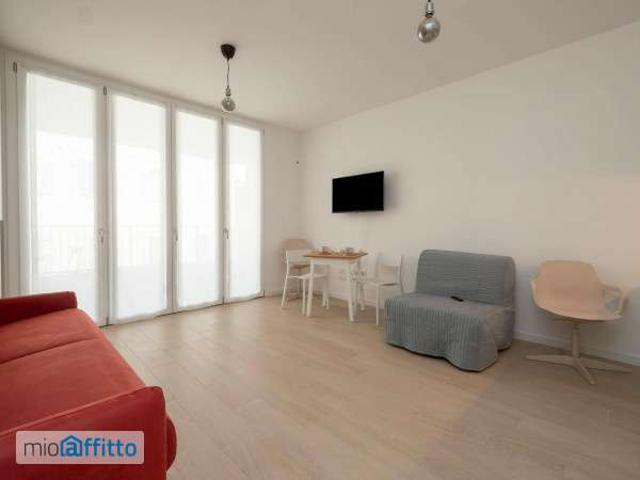 Monolocale arredato Barona, giambellino, lorenteggio, famagosta, inganni