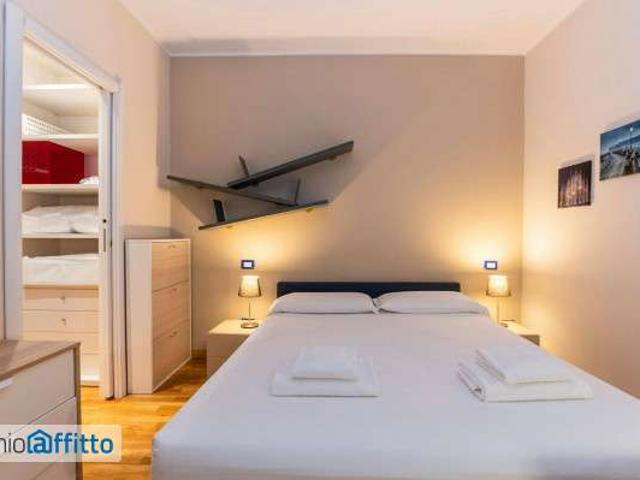 Monolocale arredato Bocconi, c.so italia, ticinese