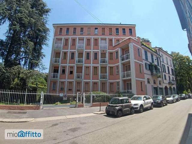 Monolocale arredato Bocconi, c.so italia, ticinese
