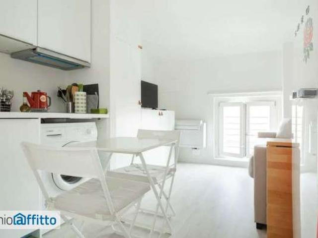 Monolocale arredato Bocconi, c.so italia, ticinese