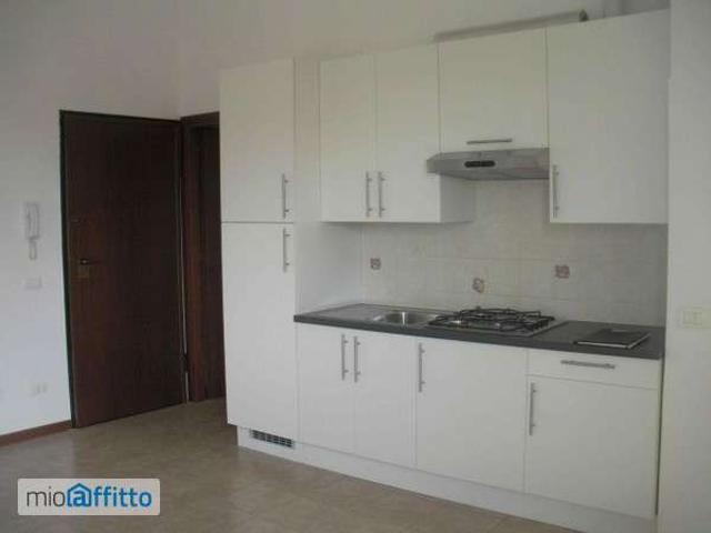 Monolocale arredato Caselle