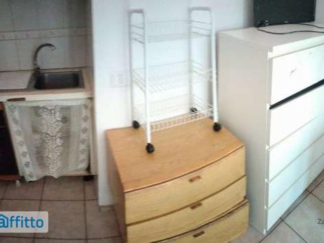 Monolocale arredato Cassia, tomba di nerone, roma