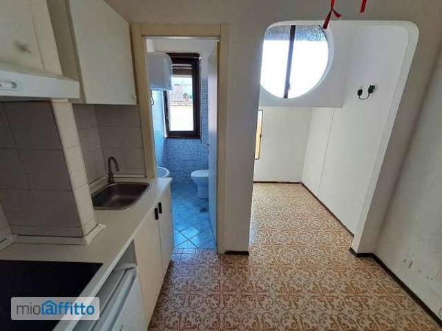 Monolocale arredato Cassia, tomba di nerone, roma