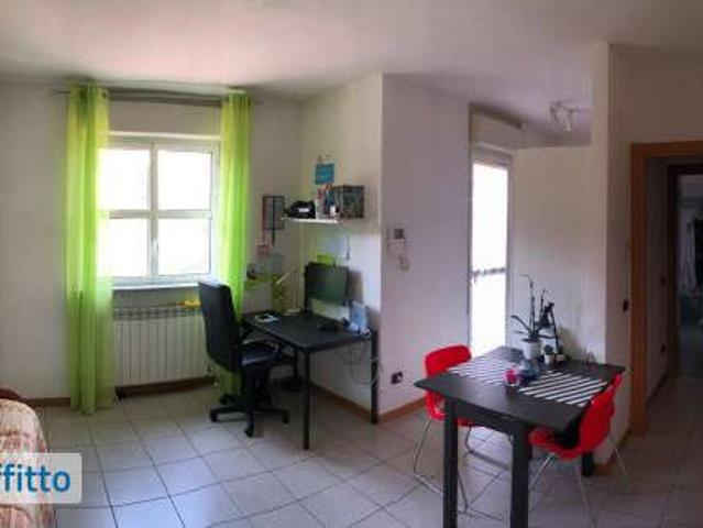Monolocale arredato Castellanza