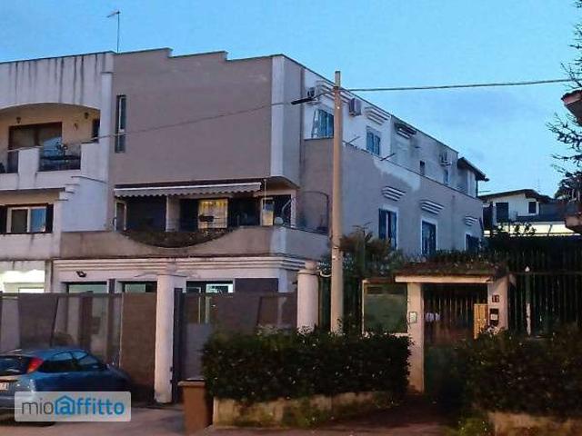 Monolocale arredato Centro