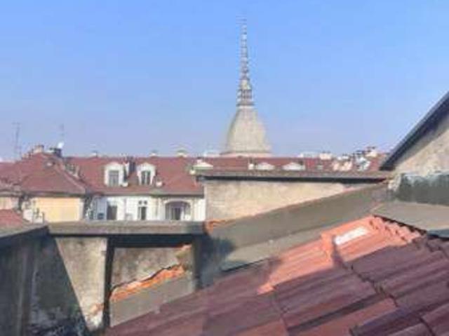 Monolocale arredato Centro