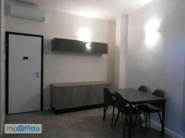 Monolocale arredato Centro