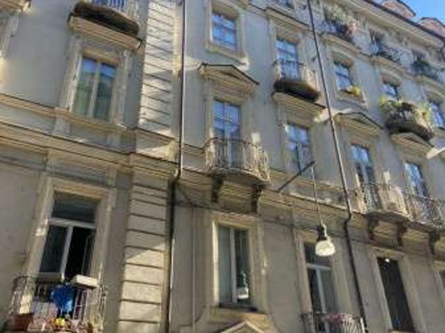 Monolocale arredato Centro