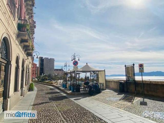 Monolocale arredato Centro castello