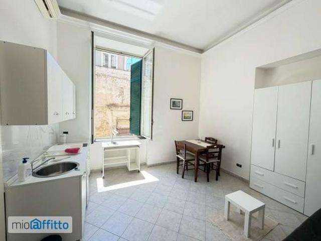 Monolocale arredato Centro monte santo