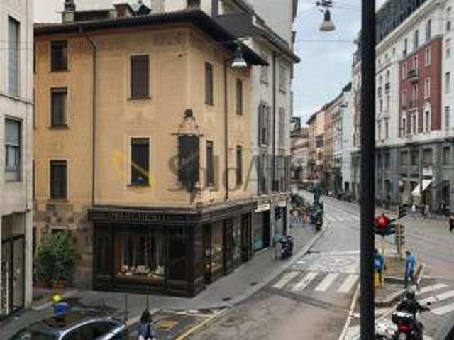 Monolocale arredato Centro storico, brera