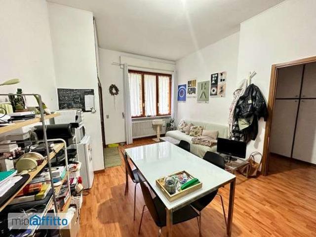 Monolocale arredato Chiesa rossa, cermenate, ripamonti
