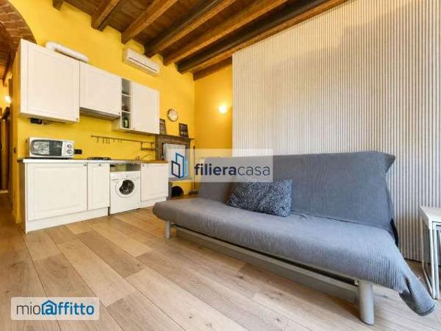 Monolocale arredato Chiesa rossa, cermenate, ripamonti