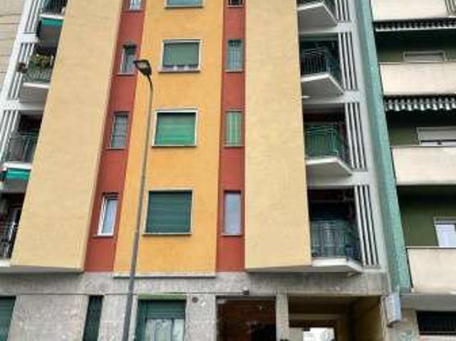 Monolocale arredato Chiesa rossa, cermenate, ripamonti