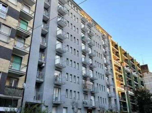 Monolocale arredato Chiesa rossa, cermenate, ripamonti