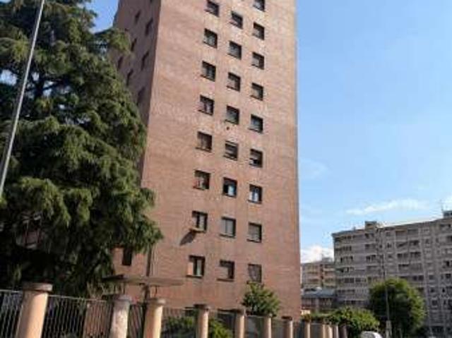Monolocale arredato Chiesa rossa, cermenate, ripamonti