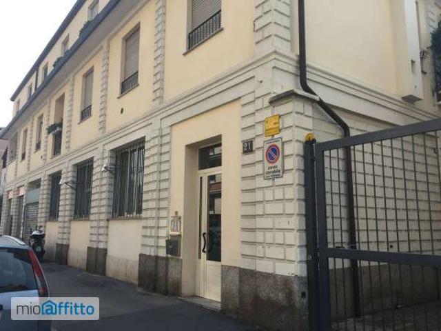 Monolocale arredato Chiesa rossa, cermenate, ripamonti