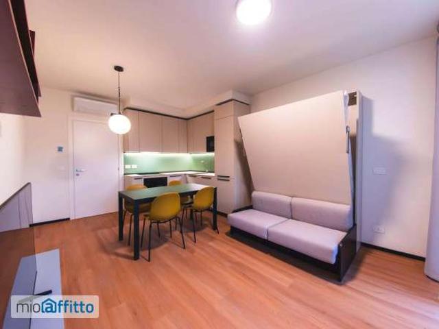 Monolocale arredato Città studi, lambrate, udine, loreto