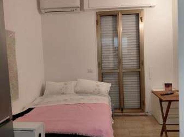 Monolocale arredato con terrazzo Tiburtino, pietralata, collatino