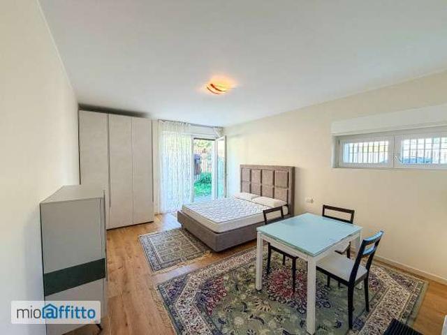 Monolocale arredato con terrazzo Affori, bovisa, niguarda, testi