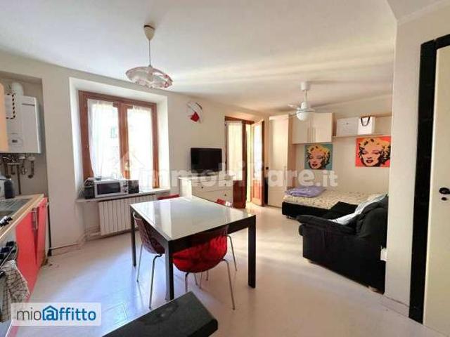 Monolocale arredato con terrazzo Bocconi, c.so italia, ticinese