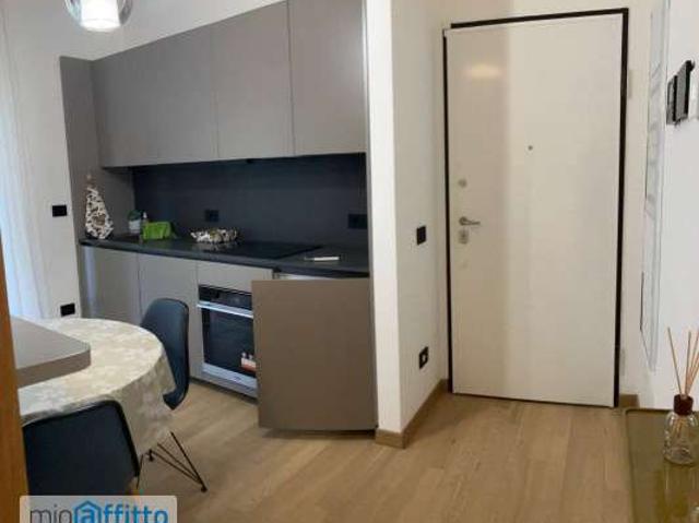 Monolocale arredato con terrazzo Bologna, nomentano