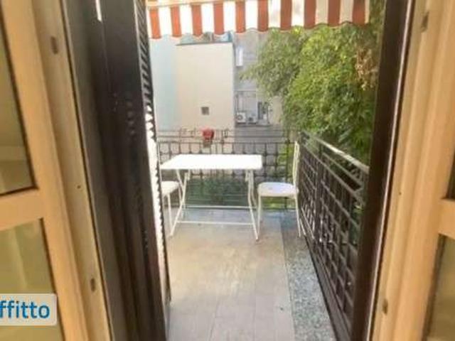 Monolocale arredato con terrazzo Buenos aires, indipendenza, p.ta venezia