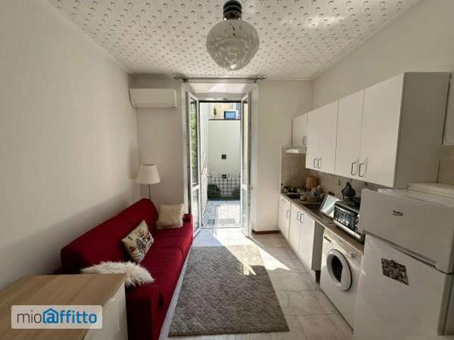 Monolocale arredato con terrazzo Buenos aires, indipendenza, p.ta venezia