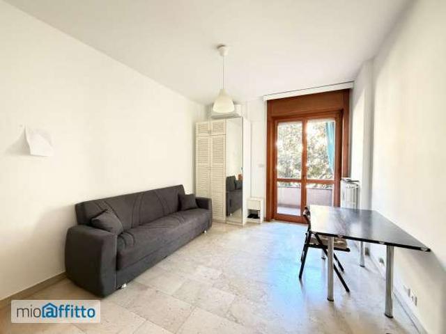 Monolocale arredato con terrazzo Buenos aires, indipendenza, p.ta venezia