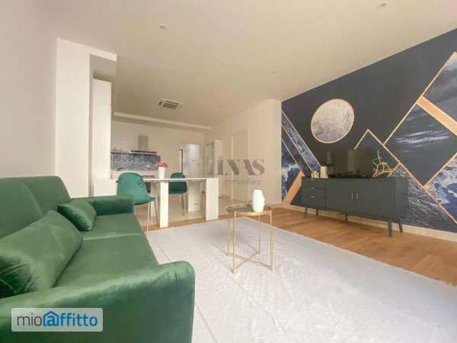 Monolocale arredato con terrazzo Centro stampace