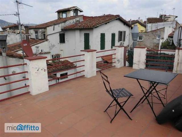 Monolocale arredato con terrazzo Centro storico