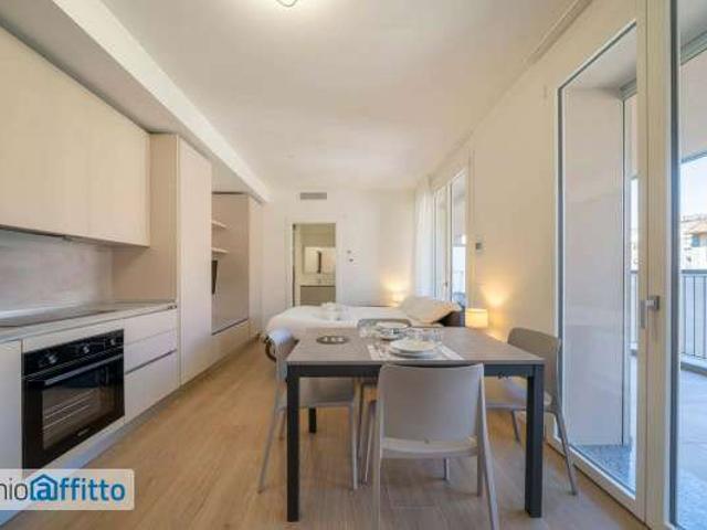 Monolocale arredato con terrazzo Chiesa rossa, cermenate, ripamonti