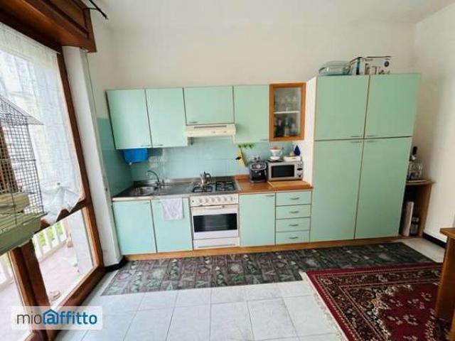 Monolocale arredato con terrazzo Chiesa rossa, cermenate, ripamonti