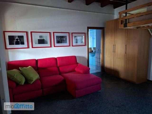 Monolocale arredato con terrazzo Galbiate