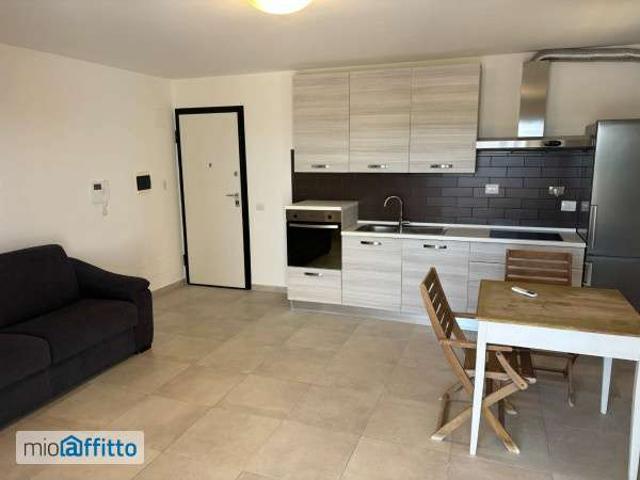 Monolocale arredato con terrazzo Infernetto, axa, casal palocco, madonnetta a roma